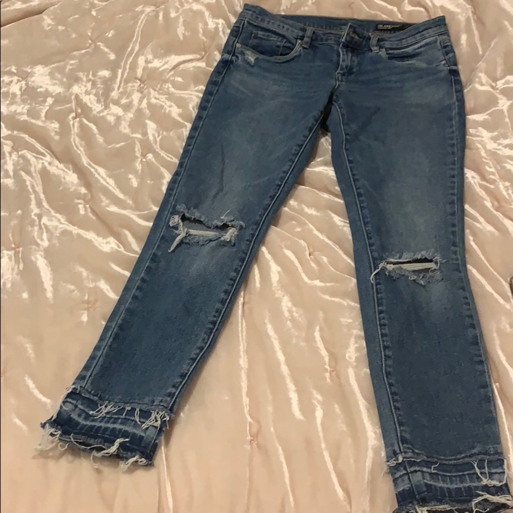 BLANKNYC- the Reade Crop Jean 💙
